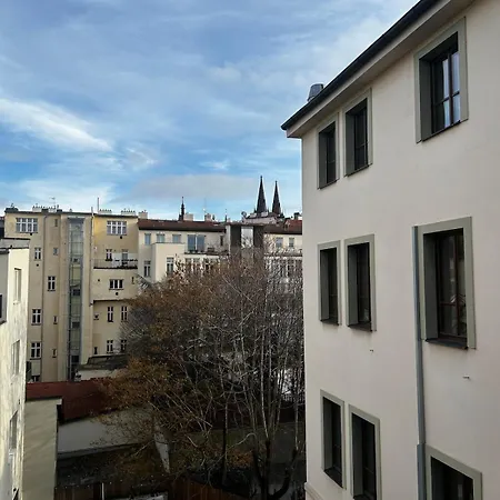 Apartamento Balbinova Grand Private Balcony Praga